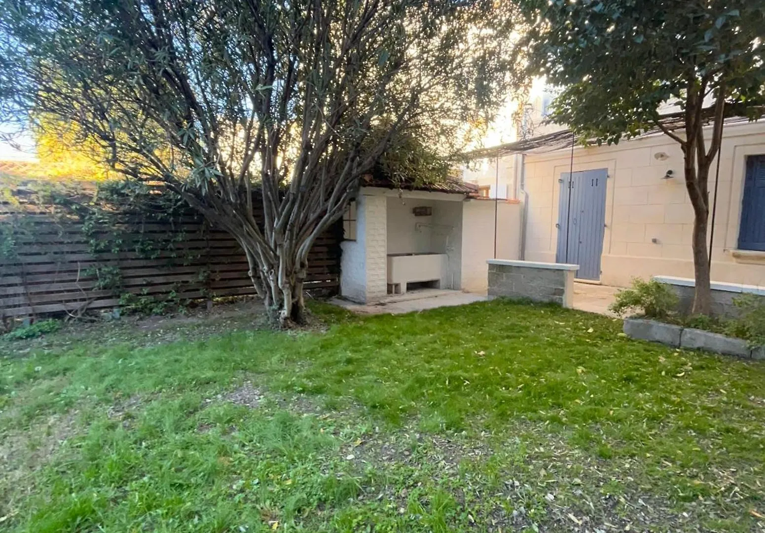 Villa Maison De Caractere Avec Jardin Arbore En Avignon